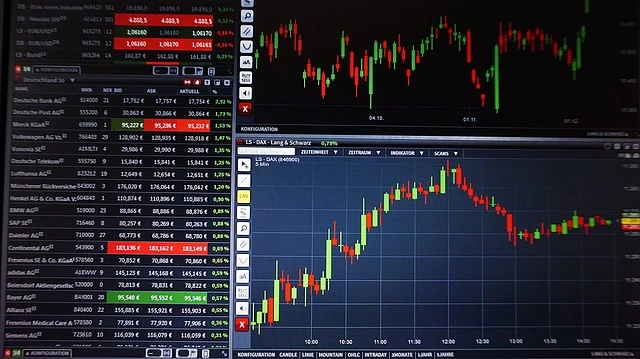 Real Time Data of Forex Bank Liquidity